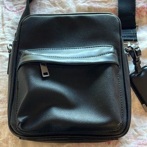 Black crossbody purse NWT
